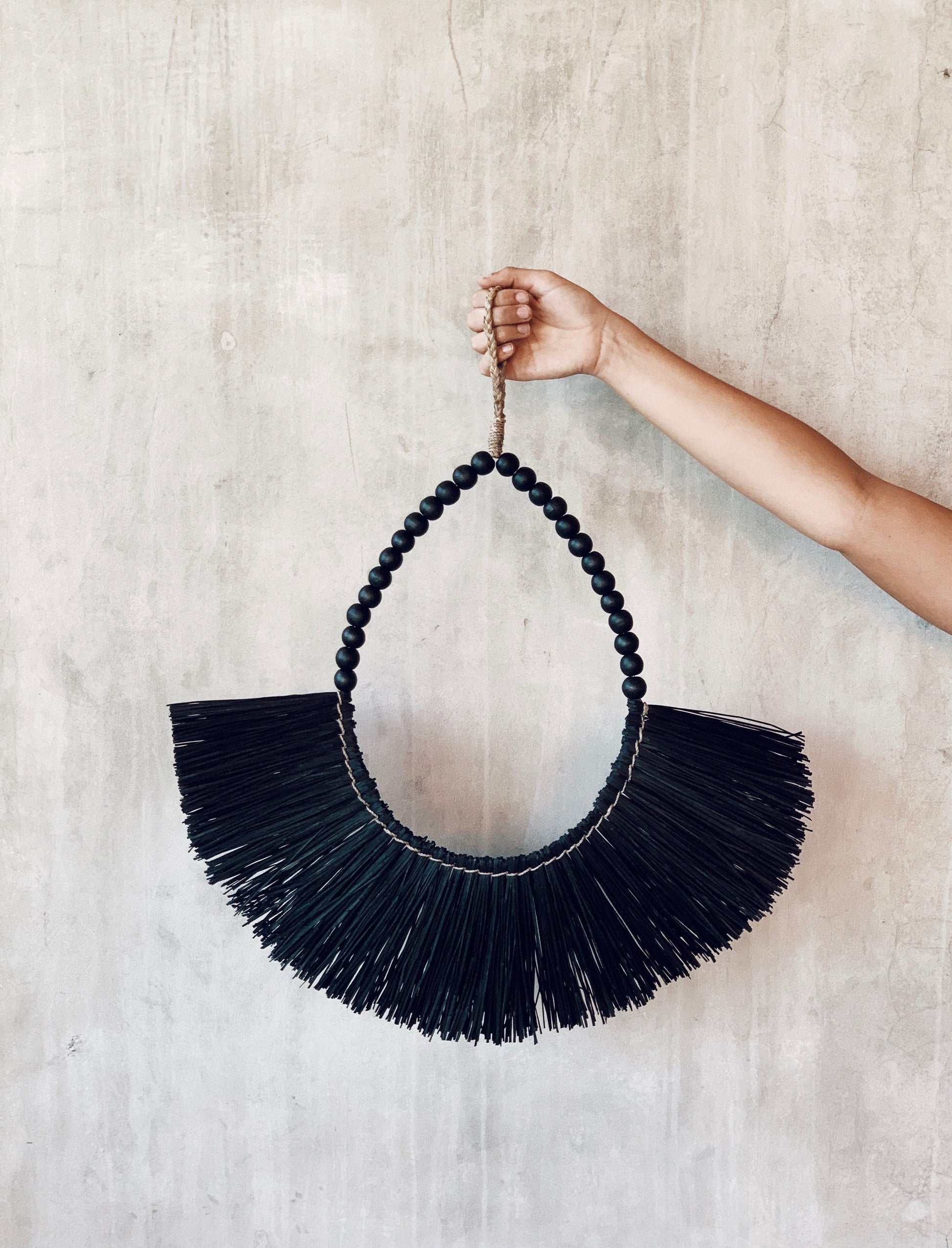 Wanddekoration Baucau Allang – Schwarz, Handgefertigt 4